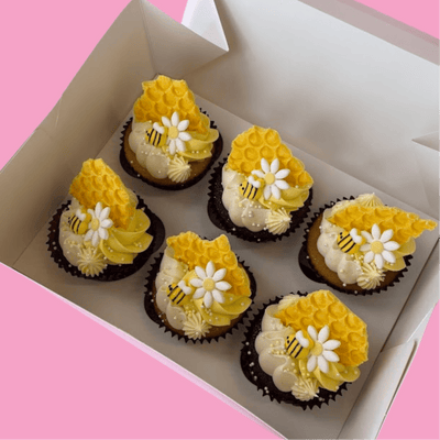 Bee & Honeycomb Cupcakes - Cupcake Sweeties