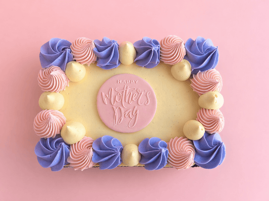 Mother's Day Cake in a Box - Cupcake Sweeties