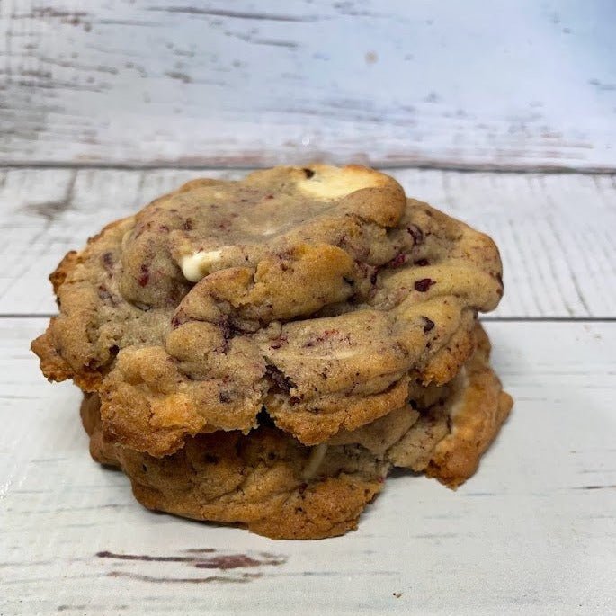 Raspberry White Chocolate New York Style Cookies 🍪 - Cupcake Sweeties